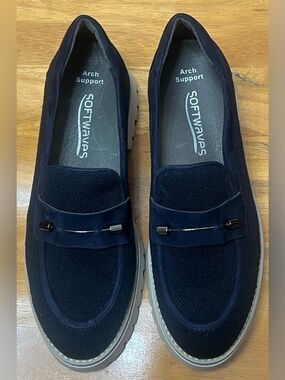 Softwaves Velinda Navy Suede & Mesh Arch Support Platform Loafer, Size 10.5.